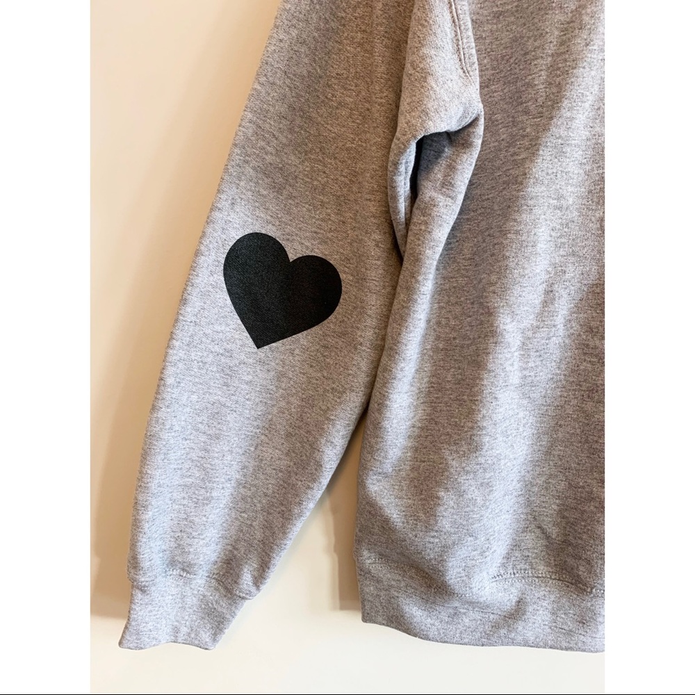 🖤 Sports Grey Crewneck Sweater with Black Heart - Picture 3 of 8